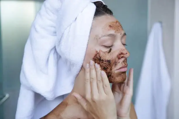 mascarilla de cafe - Cómo hacer mascarilla de café para aclarar la piel