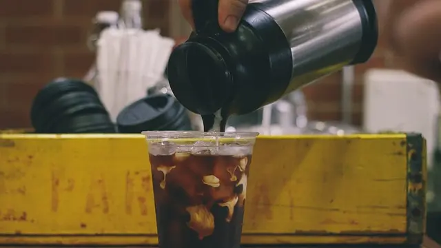 como lavar termo de cafe - Cómo limpiar un termo de agua por dentro