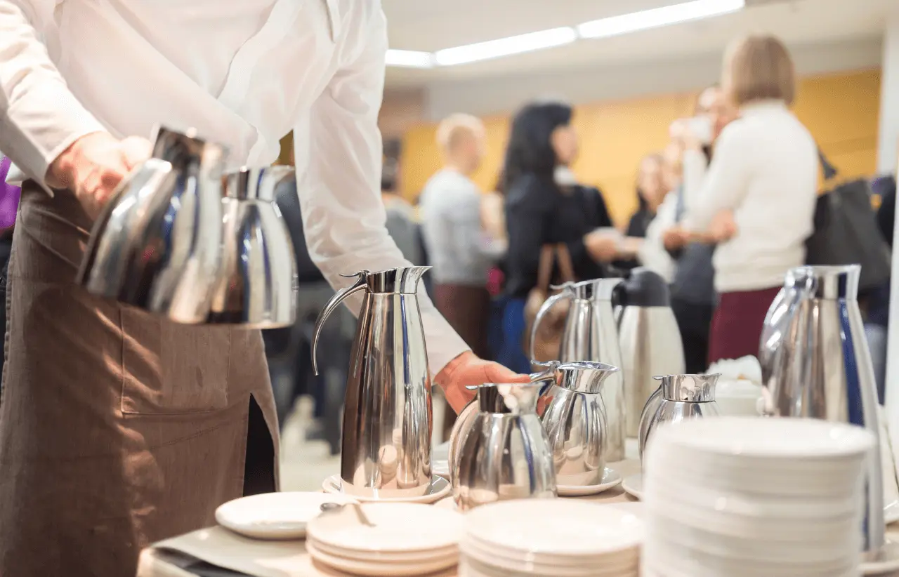 El Coffee Break: una pausa para disfrutar y recargar energías - Cómo se calcula un coffee break breaking cafe - Cómo se calcula un coffee break