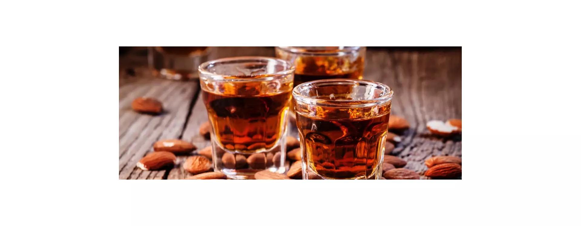 que es amaretto en cafe - Cómo se debe tomar amaretto