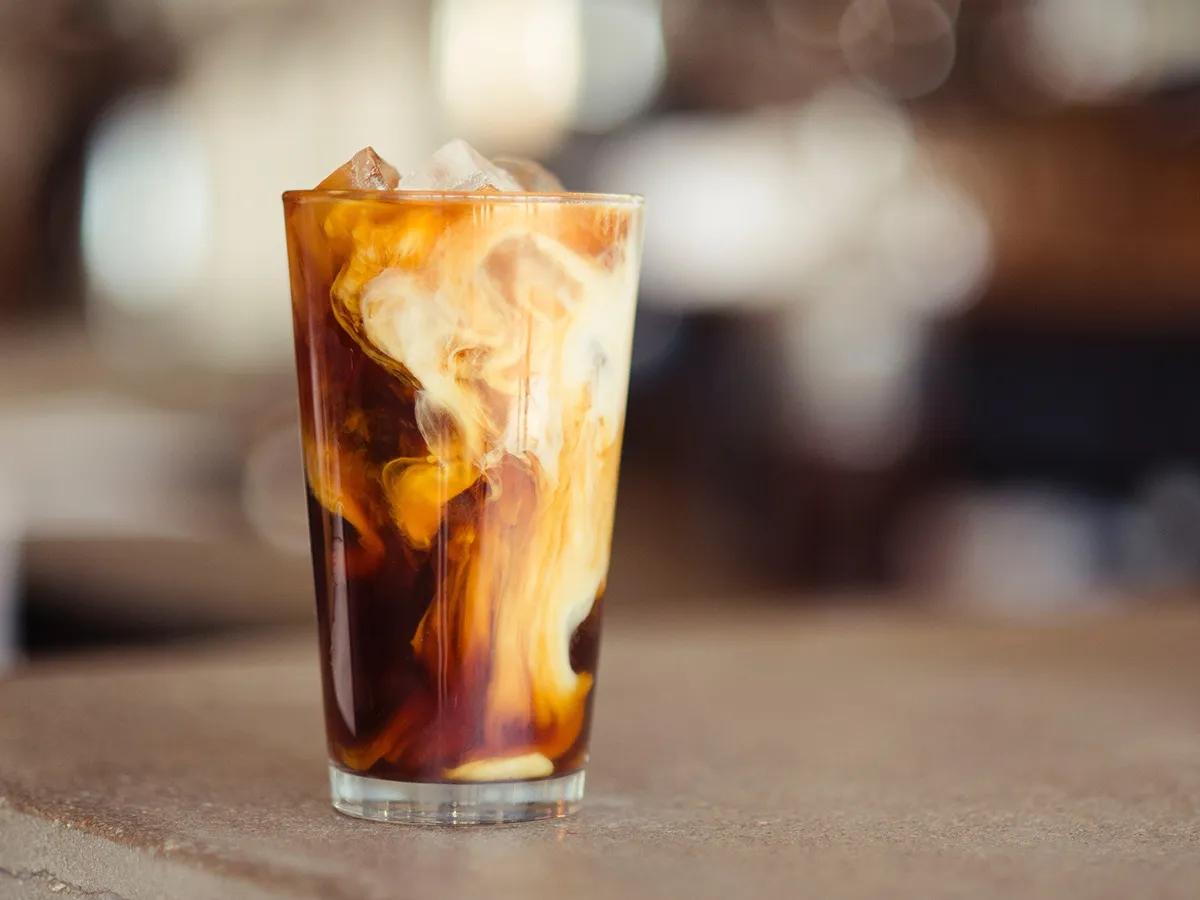 Café con Hielo: Una Bebida Refrescante para Disfrutar en Verano - Cómo se dice café frío cafe con hielo nombre - Cómo se dice café frío