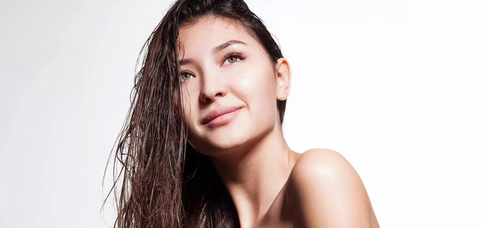 Baño de color café: una opción natural para renovar tu cabello - Cómo se hace un baño de color en el cabello baño de color cafe - Cómo se hace un baño de color en el cabello