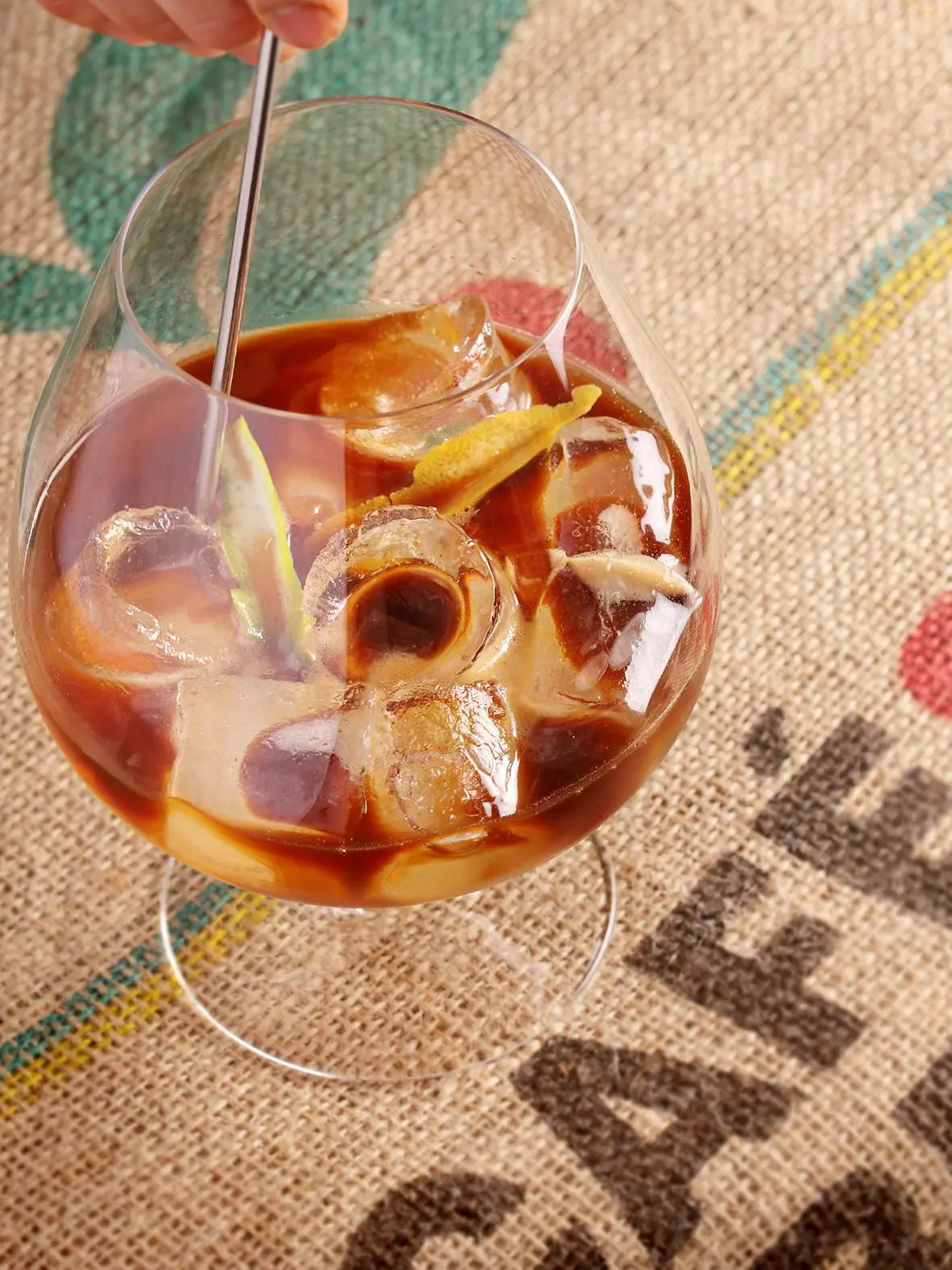 cafe con gin - Cómo se llama el café con ginebra