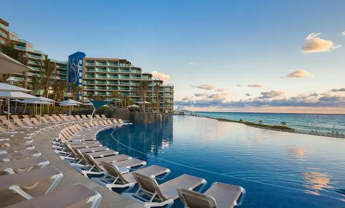 Hard Rock Café Cancún: El mejor lugar para los amantes del rock en México - Cuál es el mejor hard rock de México hard rock café cancún - Cuál es el mejor hard rock de México