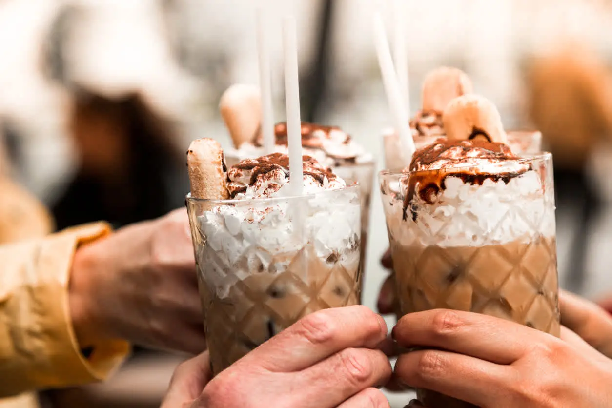 cafe frappe cerca de mi - Cuál es el precio de un frappé