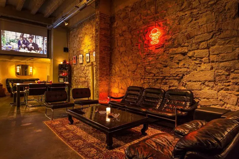 weed cafe barcelona - Cuántas asociaciones Cannabicas hay en Sevilla