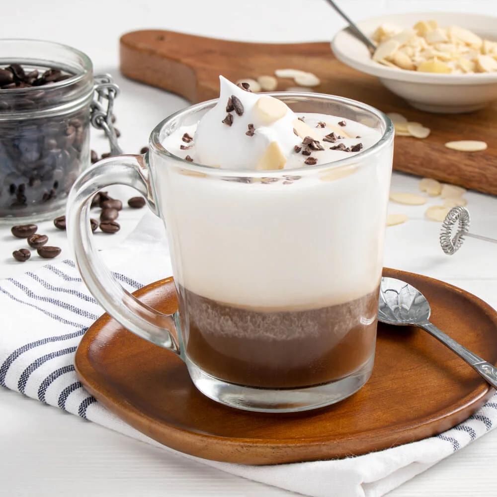 cafe con leche de almendras - Cuántas calorías tiene un café con leche de almendras sin azúcar