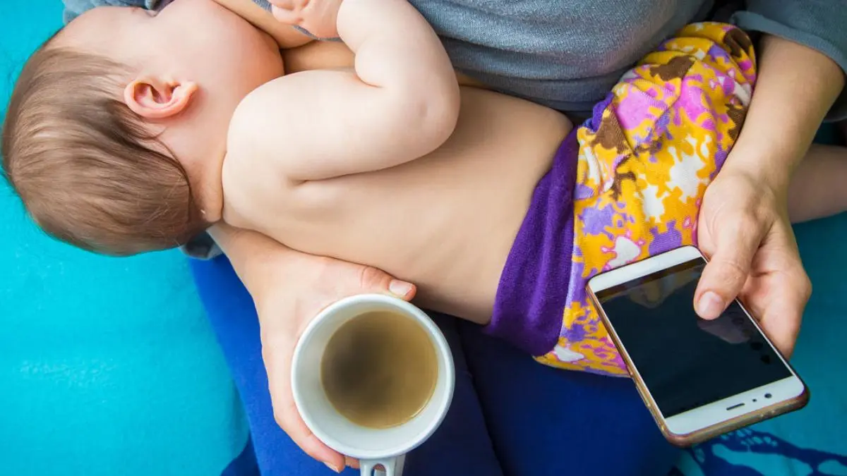 el cafe pasa a la leche materna - Cuánto tarda en llegar el café a la leche materna