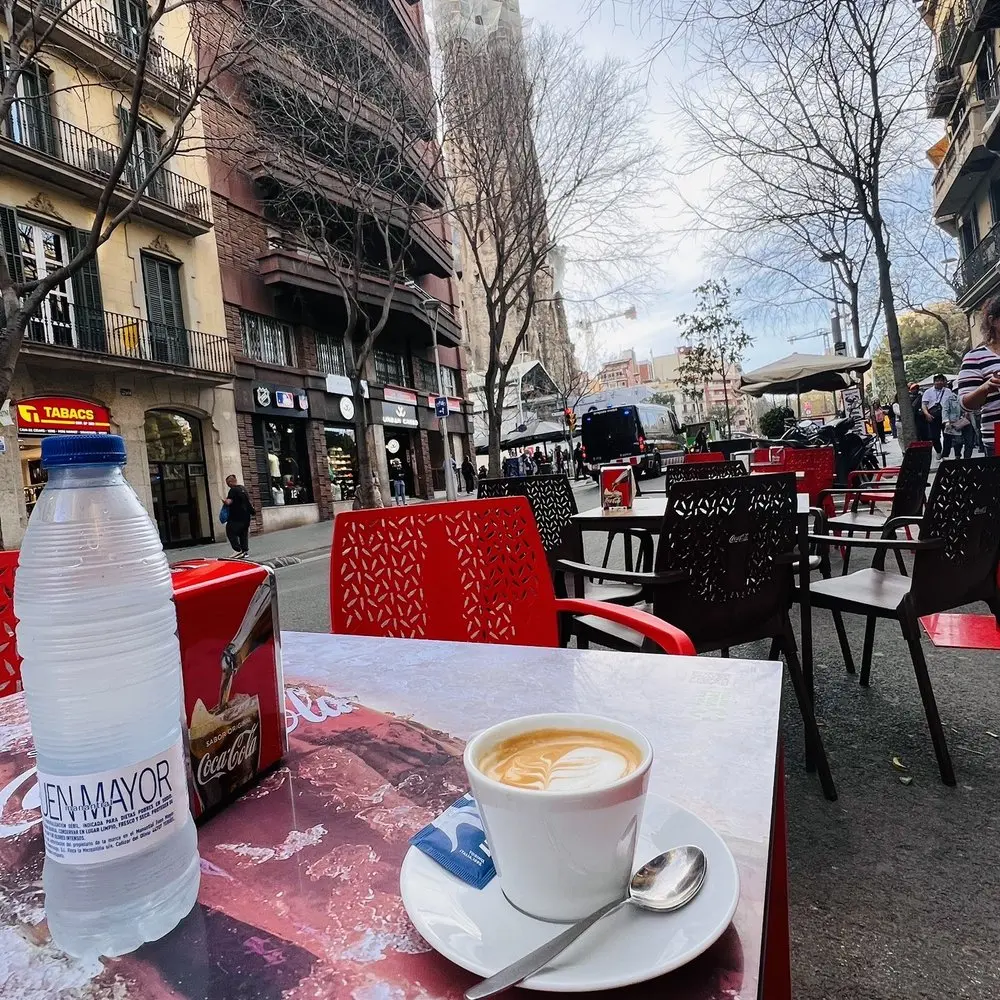 best cafe near sagrada familia - Is La Sagrada Familia a good area to stay