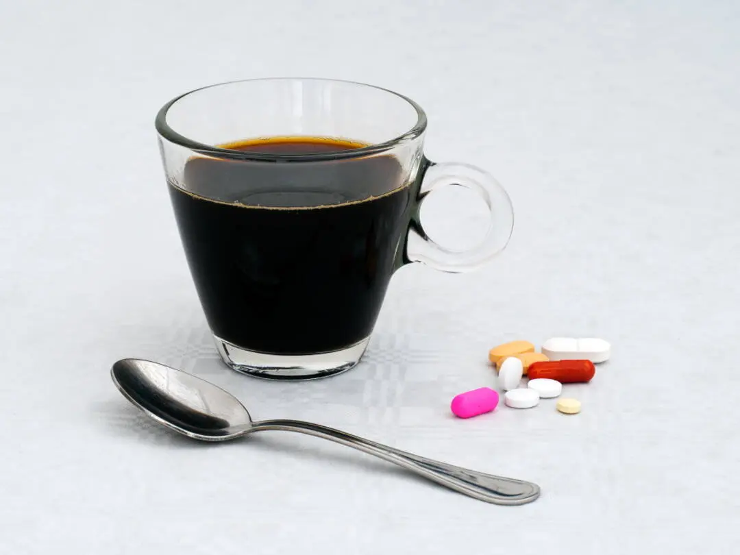 café et antibiotique - Pourquoi de la caféine avec le paracétamol