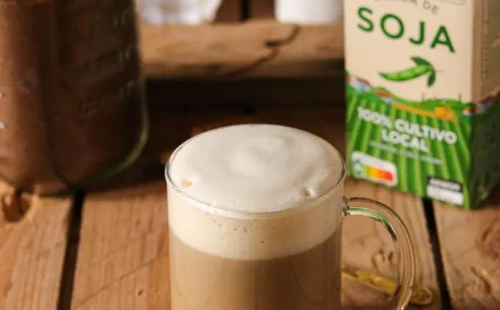 cafe con leche soja - Qué beneficio tiene la leche de soja