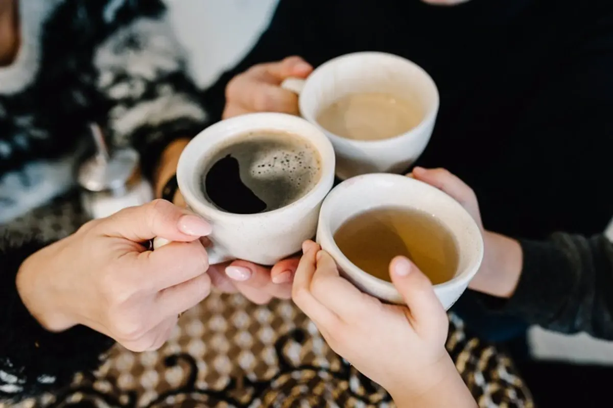 se puede tomar café y té verde juntos - Que desinflama el té verde
