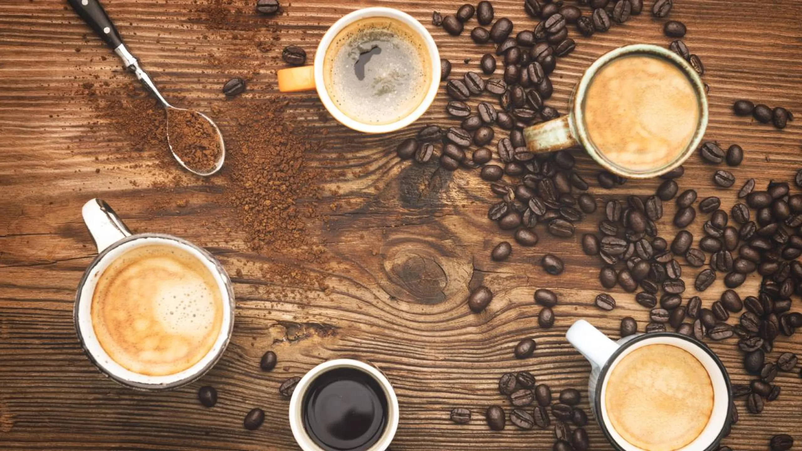 el café puede alterar los efectos de los medicamentos - Qué efecto tiene la cafeína en los medicamentos