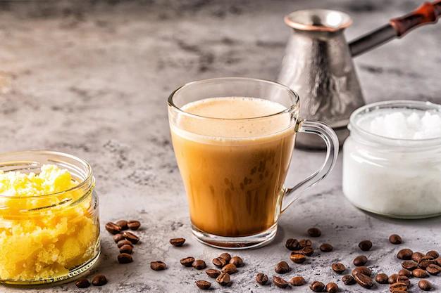 Café con aceite de coco y ghee: una combinación deliciosa y saludable - Qué es mejor el ghee o el aceite de coco cafe con aceite de coco y ghee - Qué es mejor el ghee o el aceite de coco