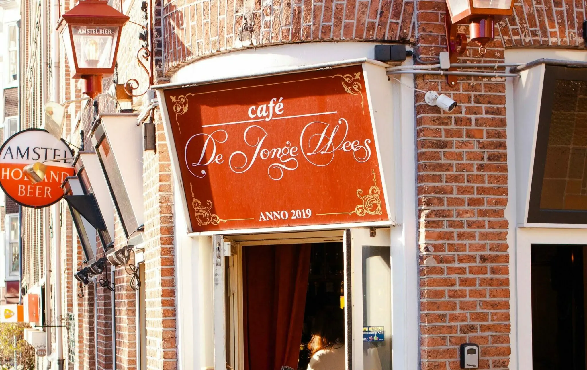 cafe de bruin - Qué es un café marrón en Amsterdam