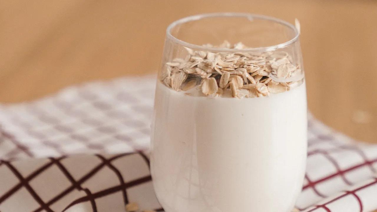 batido de avena con cafe - Qué pasa si tomo licuado de avena en las mañanas