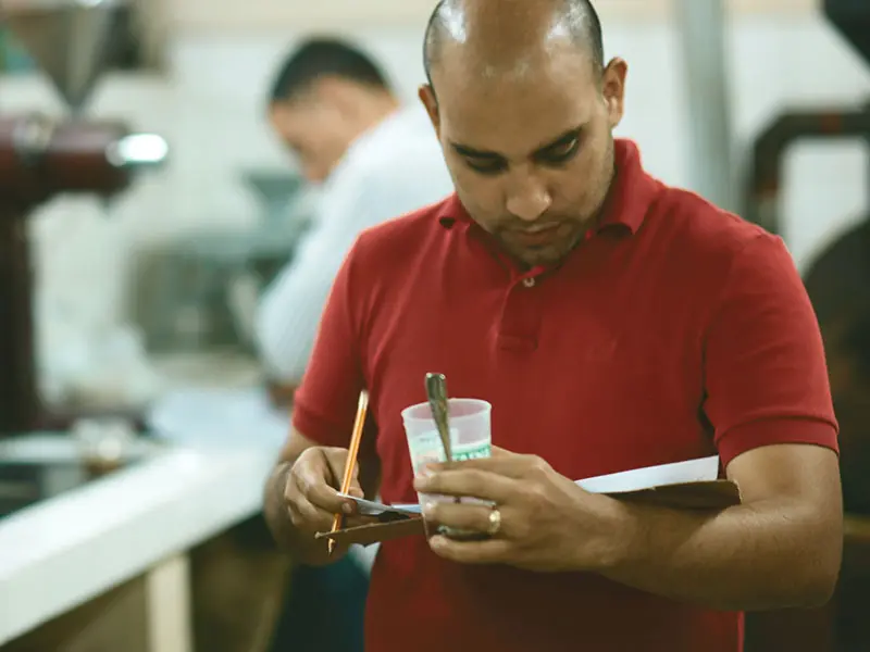 cafe para trabajar - Qué se hace al trabajar en una cafetería